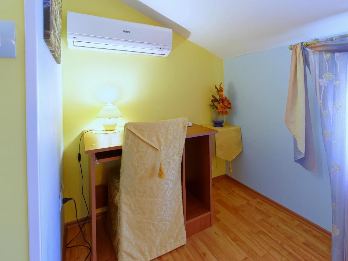 Holiday Home Nevena By Rent Istria 布耶 外观 照片