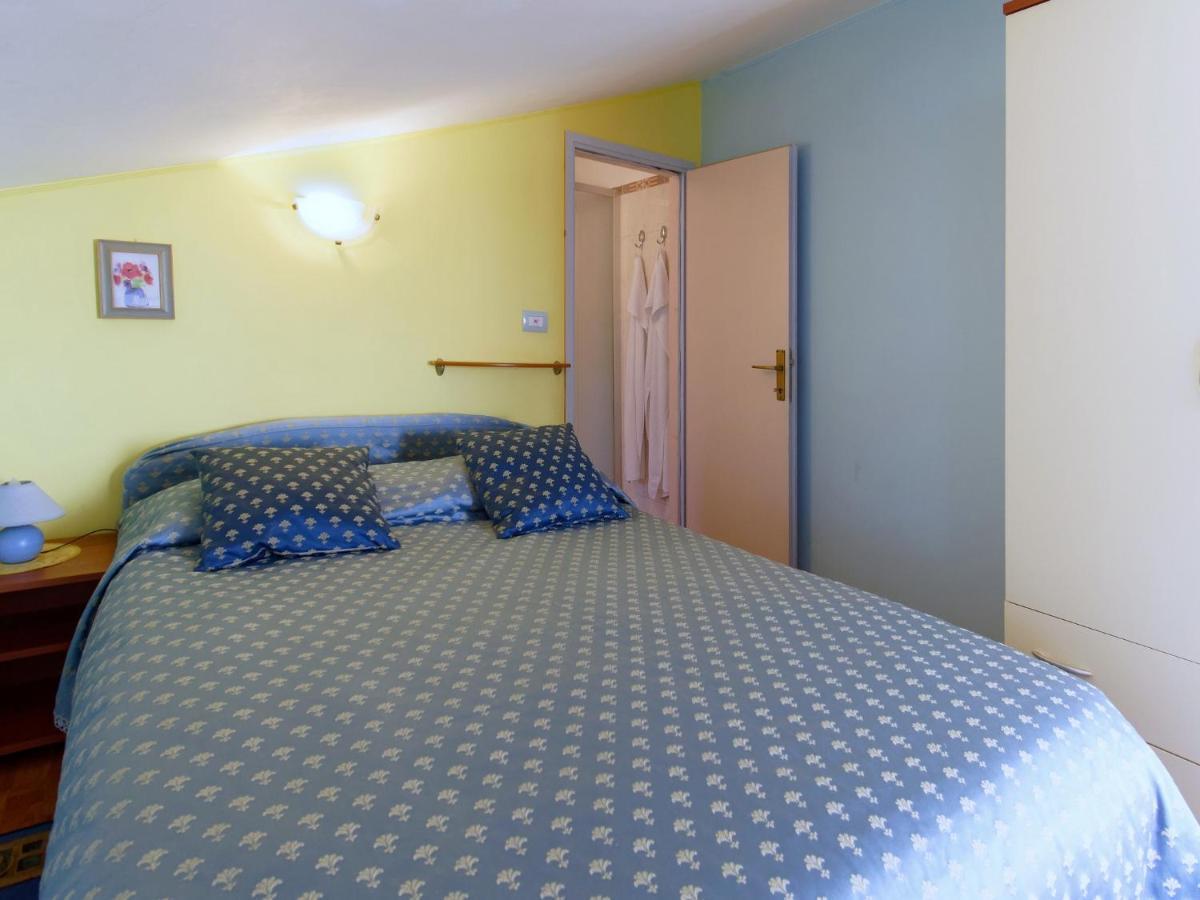 Holiday Home Nevena By Rent Istria 布耶 外观 照片